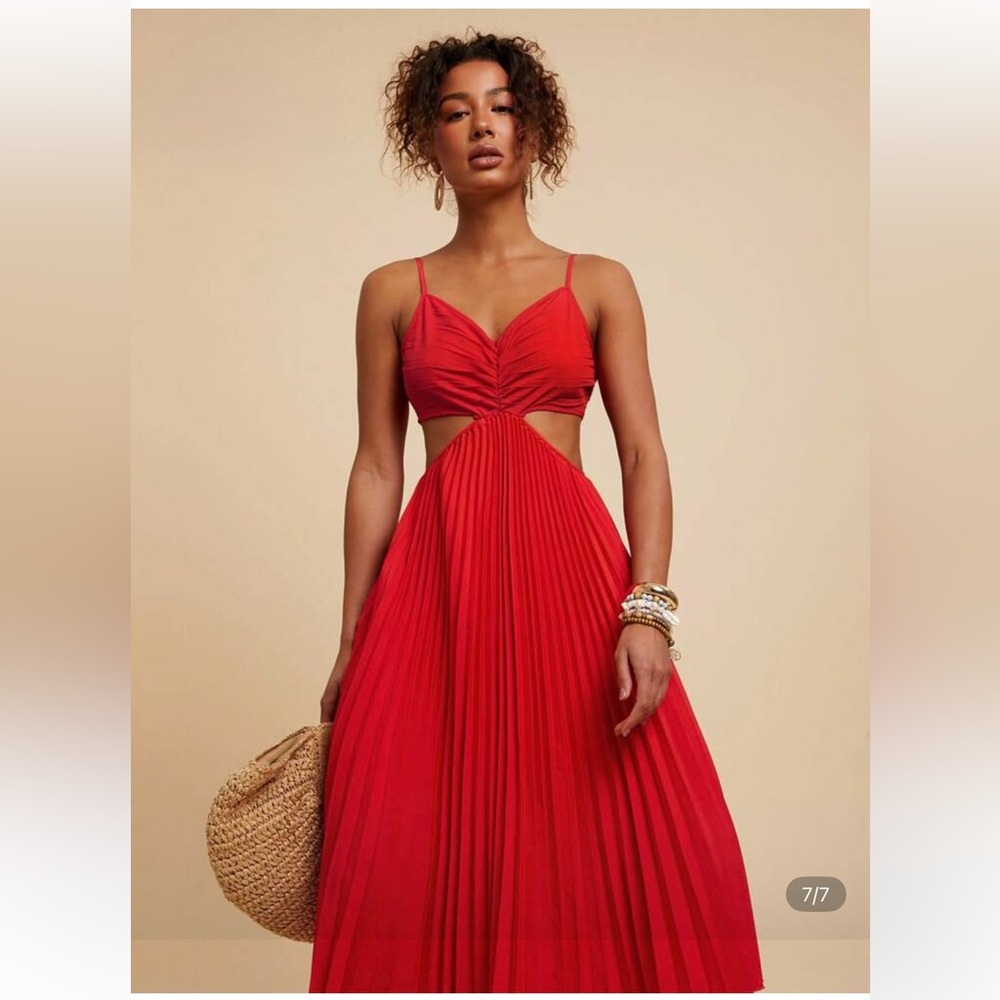 Elegant Red Pleated Dress sz 8/L